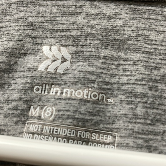 All in motion Girl Top . Size m(8)​ - Picture 2 of 4